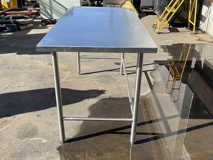 Used 5FT STAINLESS STEEL TABLE
