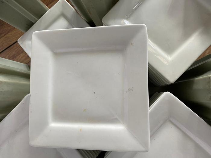 Used 10" WHITE SQUARE DINNER PLATES/BUY ALL AND TAKE THE CART FOR FREE !