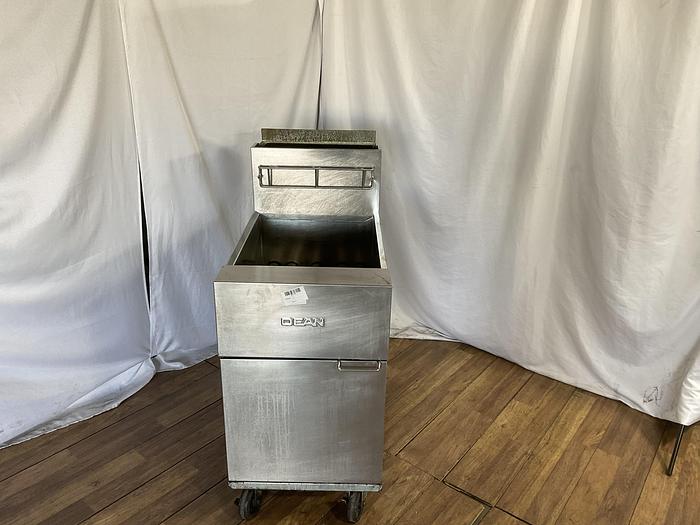 Used NATURAL GAS DEEP FRYER DEAN S162GN !