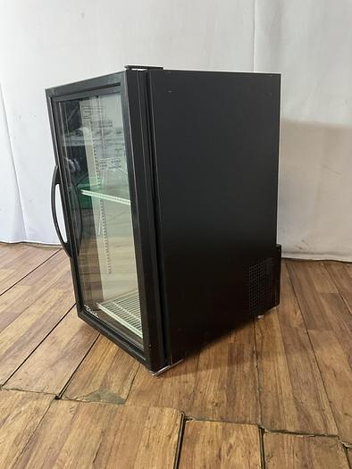 Used TRUE REFRIGERATOR; GDM-06-HC-TSLO1