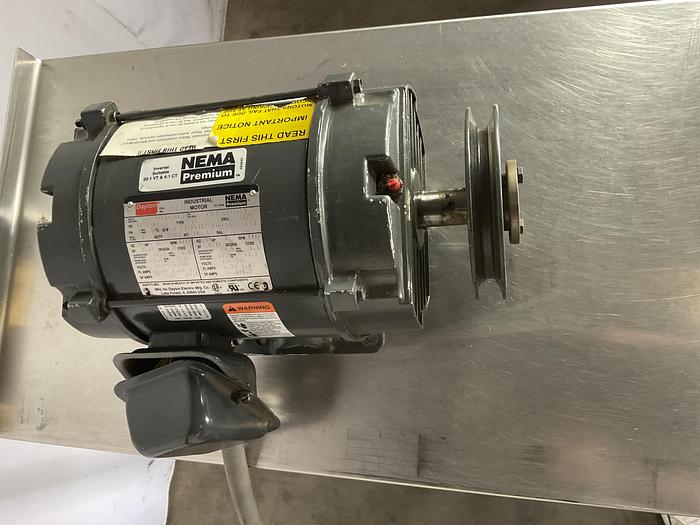 Used DAYTON INDUSTRIAL MOTOR, 2NKY6B, HP 3 !