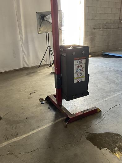 Used GRAY OIL FILTER CRUSHER, QP-50