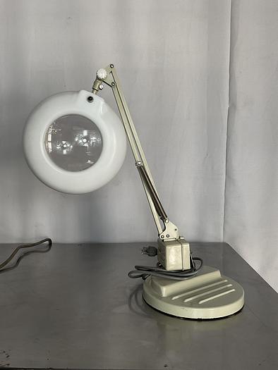 Used MAGNIFYING LAMP