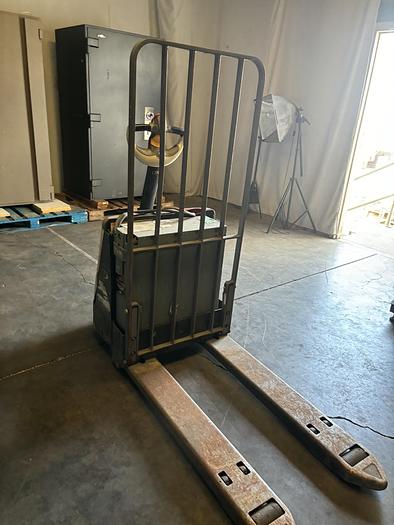 Used ELECTRIC PALLET JACK WP 3000 SERIES