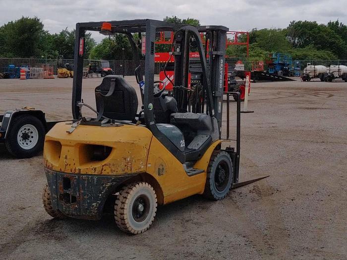 Used Forklift-14' 4,000# 2Wd Straight Mast*