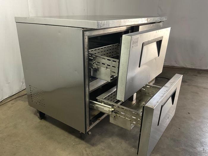 Used TRUE REFRIGERATED SANDWICH/SALAD PREP TABLE WITH ONE DOOR AND TWO DRAWERS; TUC-48D-2./