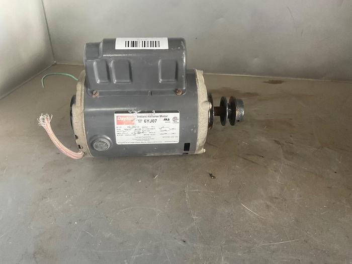 Used DAYTON INSTANT REVERSE MOTOR:6YJ07;HP1/3;PH1;V115;RPM1650-1325 !