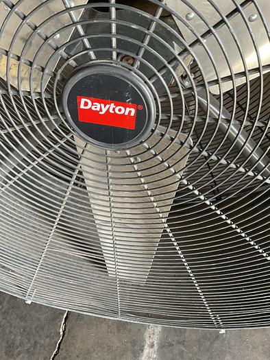 Used DAYTON COMMERCIAL FAN; MODEL 1YNW6A; 120VAC/60HZ/615W