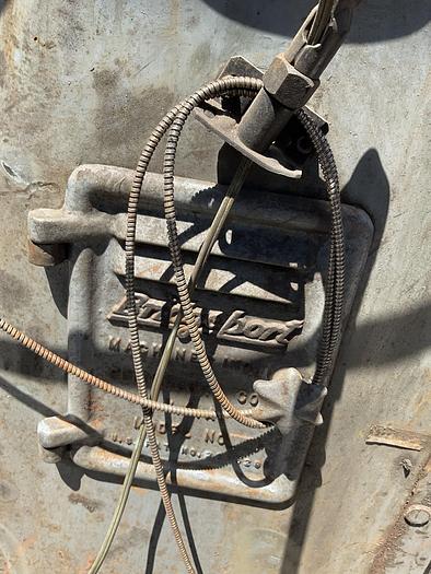 Used BRIDGEPORT SPINDLE VERTICAL MILL