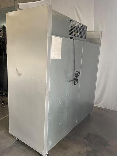 Used TRAULSEN STAINLESS STEEL 3 DOOR REFRIGERATOR  !