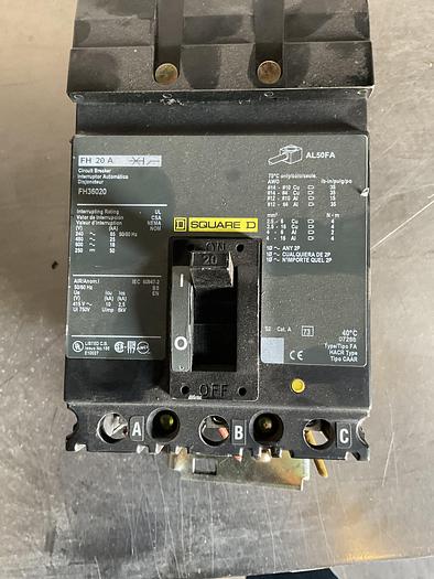 Used CIRCUIT BREAKER SQUARE D FH 20A, MODEL FH36020