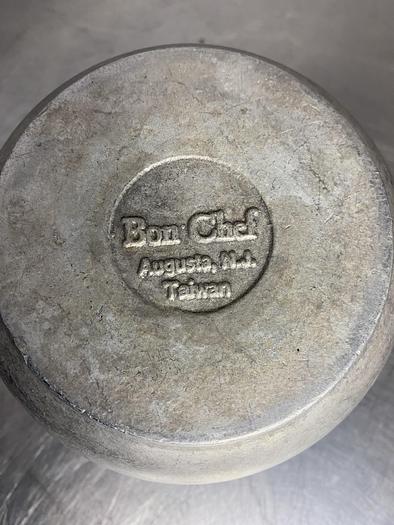 Used ASSORTMENT ROUND SERVING PAIL WITH HANDEL