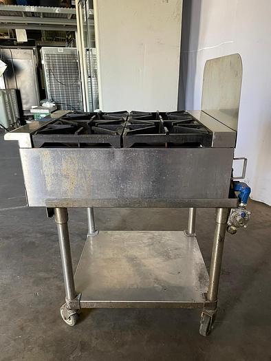 Used COUNTERTOP SOUTHBEND 4 BURNER RANGE-HDO ./