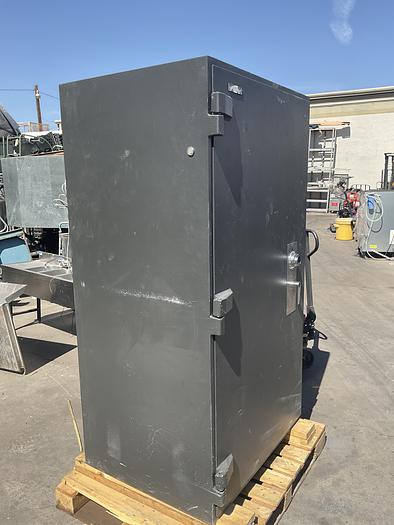 Used SAFE - TL15, NO. C68607 WITH 3 SHELFS