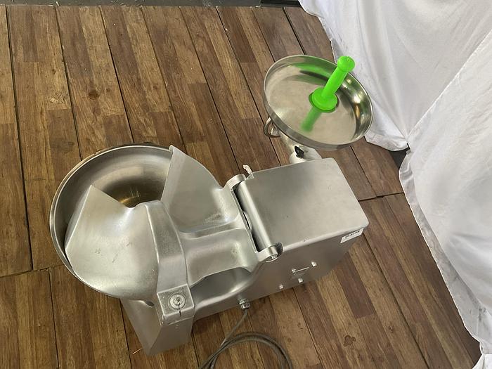 Used HOBART 84186 BUFFALO CHOPER/FOOD PROCESSOR/MEAT GRINDER!