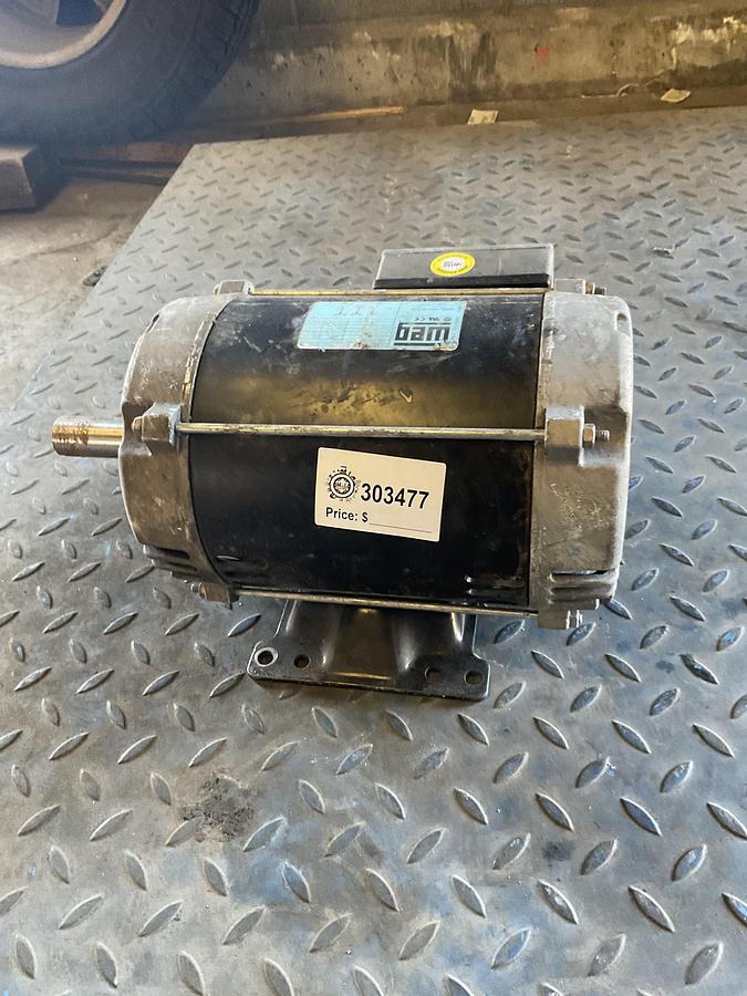 Used WEG 7.5 HP ELECTRIC MOTOR – 3 PHASE, 460V, ODP, IP21