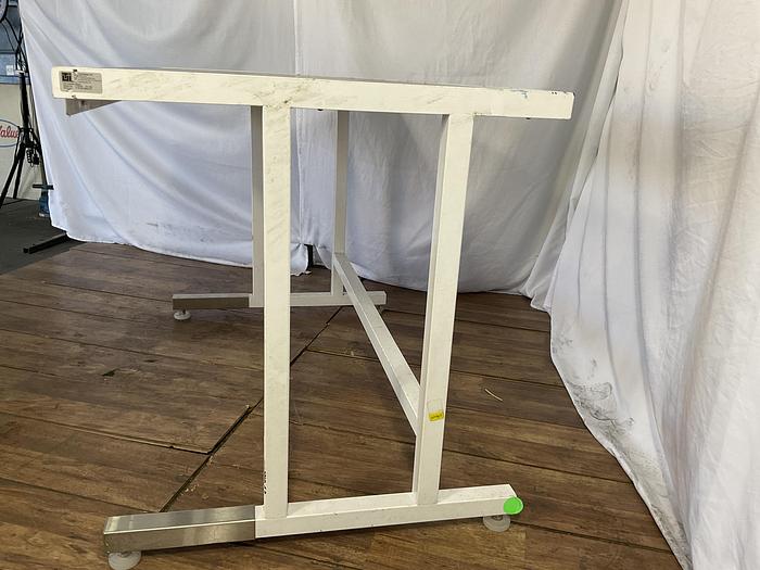 Used METAL WORKBENCH