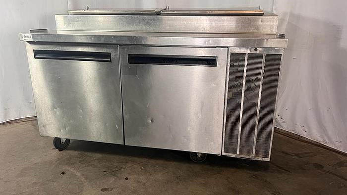 Used REFRIGERATED SANDWICH PREP TABLE (NEEDS SPECS FRO THE TAG)./