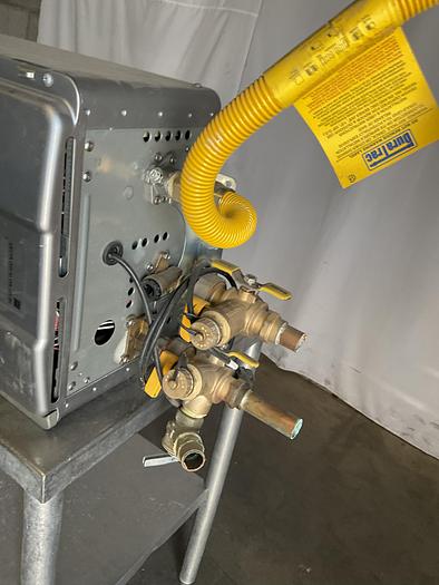 Used RINNAI TANKLESS WATER HEATER !