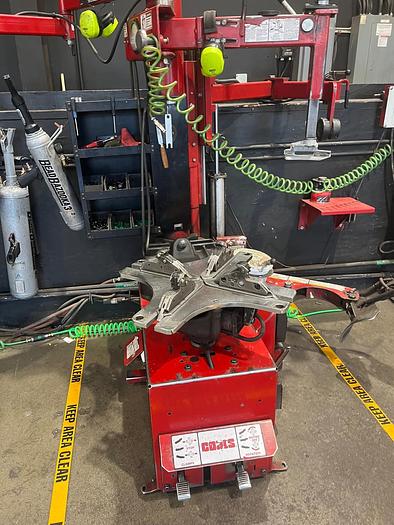Used COATS MAXX SERIES RIM CLAMP ELECTRIC TIRE CHANGER