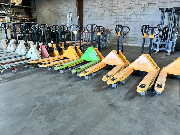 Used CROWN HYDRAULIC PALLET JACK