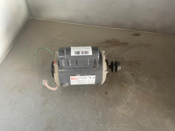 Used DAYTON INSTANT REVERSE MOTOR:6YJ07;HP1/3;PH1;V115;RPM1650-1325 !