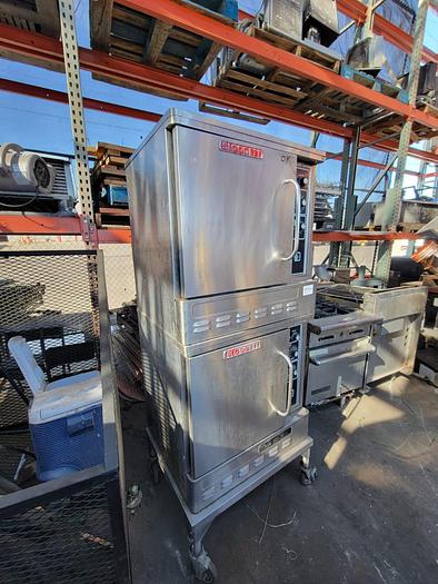 Used BLODGETT DOUBLE DECK HALF SIZE CONVECTION OVEN !