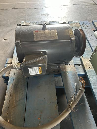 Used DAYTON INDUSTRIAL MOTOR, 3KW34G; HP 3; PH3; RPM 1750 !