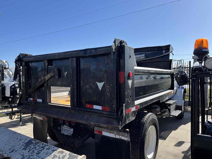 Used Truck-Dump 5 Yard*