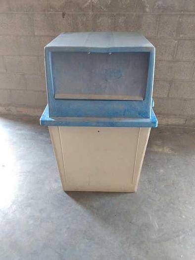 Used TRASH CONTAINER TRUE !