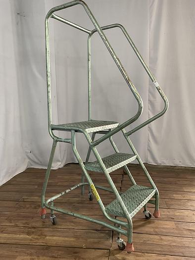 Used  3 STEP ROLLING LADDER !