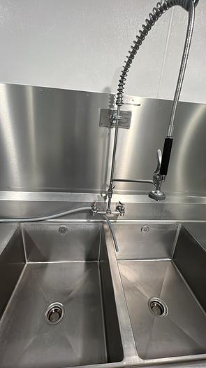 Used TWO COMPARTMENT SINK