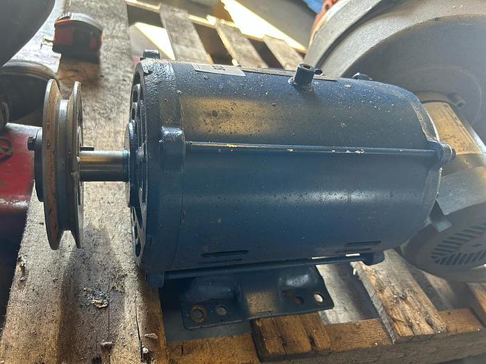 Used TECO WESTINGHOUSE; ASGHUW 001; 3 HP; 230/460 V ; 1755 RPM !