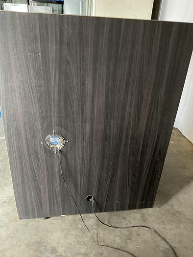 Used DRY BAKERY DONUT BAGEL DISPLAY MERCHANDISER LED LIGHTING