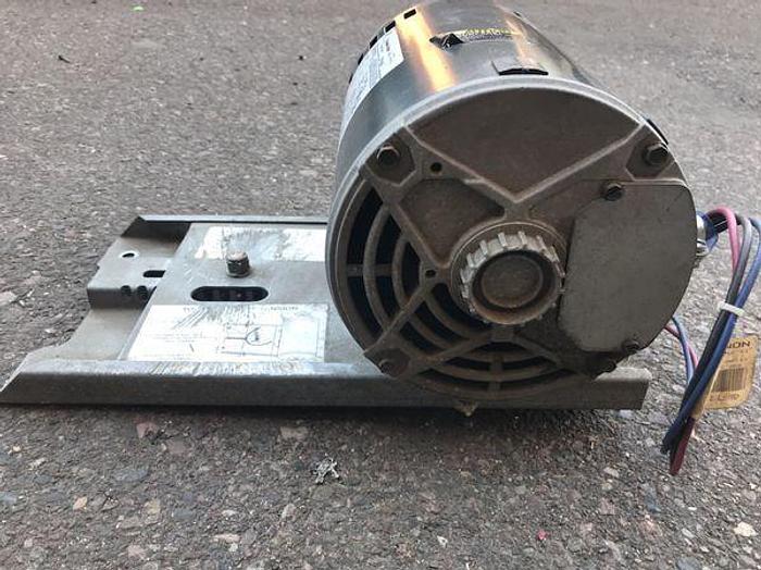 Used GE AC MOTOR 1 HP; 3 PH; 1725 RPM; 5K48MN4295BX !