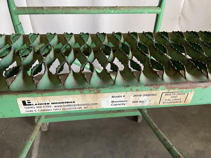 Used GREEN LADDER MODEL 26H5-24SDSG