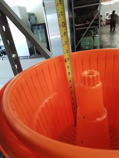 Used 5 GALLON SALAD SPINNER.