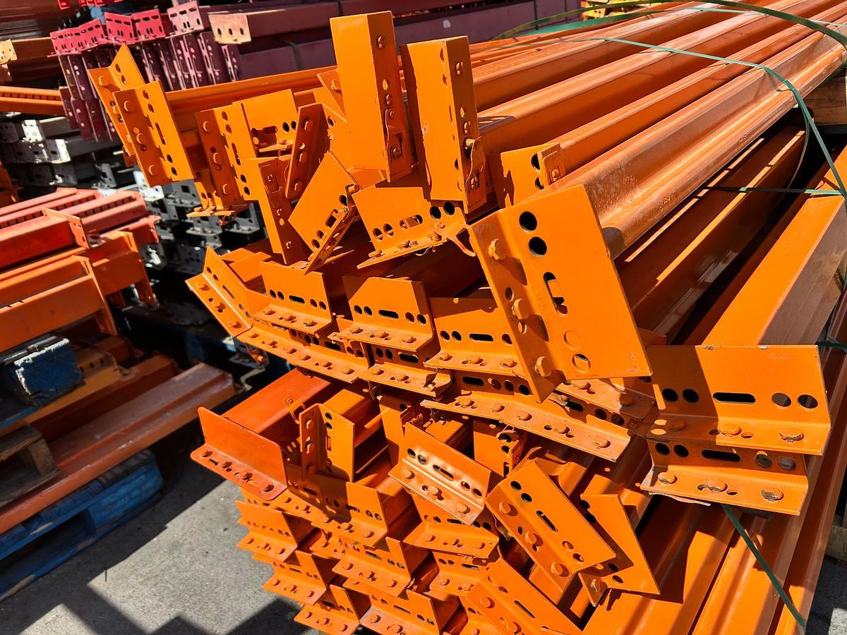 Used 9FT TEARDROP STYLE BEAMS FOR PALLET RACKING