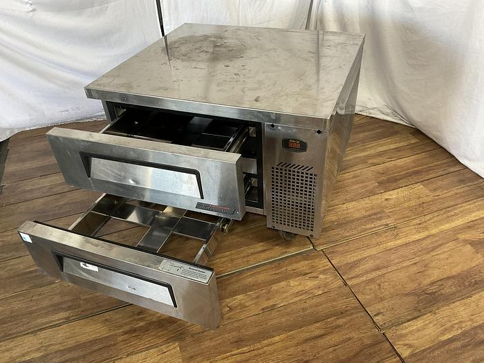 Used CHEF'S BASE REFRIGERATOR TCBE-36SDR