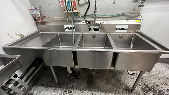 Used CDS THREE COMPARTMENT SINK