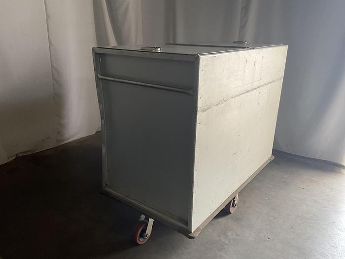 Used METRO STORAGE CART MODEL T68A