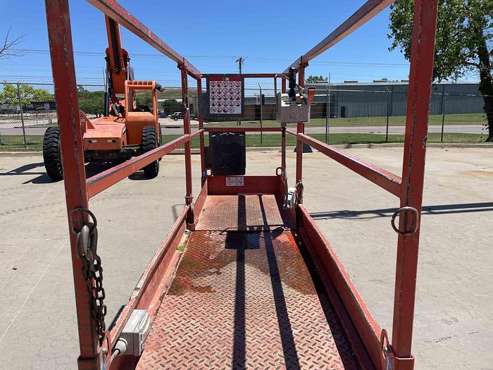 Used Scissor Lift-19' 2Wd Electric