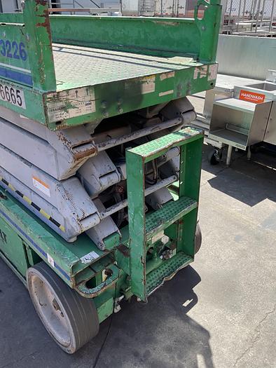 Used SCISSOR LIFT GREEN, SJIII 3226