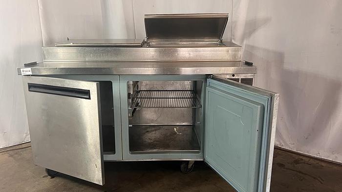 Used REFRIGERATED SANDWICH PREP TABLE (NEEDS SPECS FRO THE TAG)./