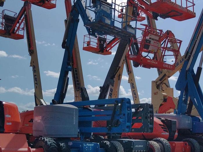 Used Boom Lift-45' Articulating 4Wd Engine*