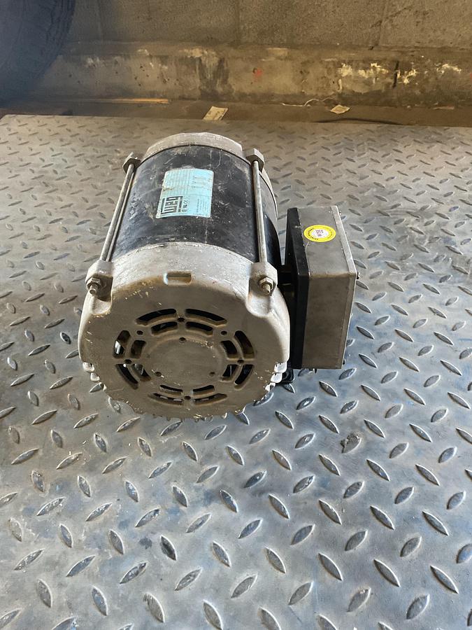 Used WEG 7.5 HP ELECTRIC MOTOR – 3 PHASE, 460V, ODP, IP21