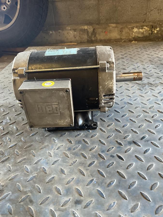 Used WEG 7.5 HP ELECTRIC MOTOR – 3 PHASE, 460V, ODP, IP21