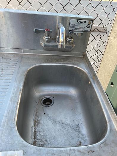 Used COMMERCIAL DRAINBOARD SINGLE SINK WITH 3 UNDERSHELVES !