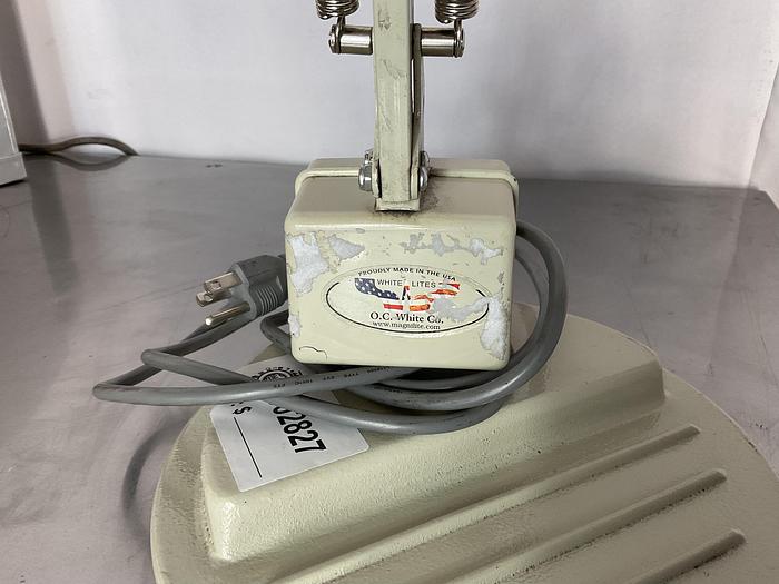 Used MAGNIFYING LAMP