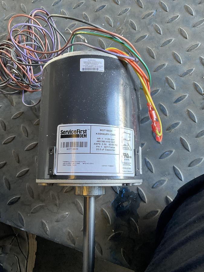 Used SERVICEFIRST OEM COMMERCIAL ELECTRIC MOTOR – 1 HP – 460/380-415 VAC – 1125 RPM – 48Y FRAME